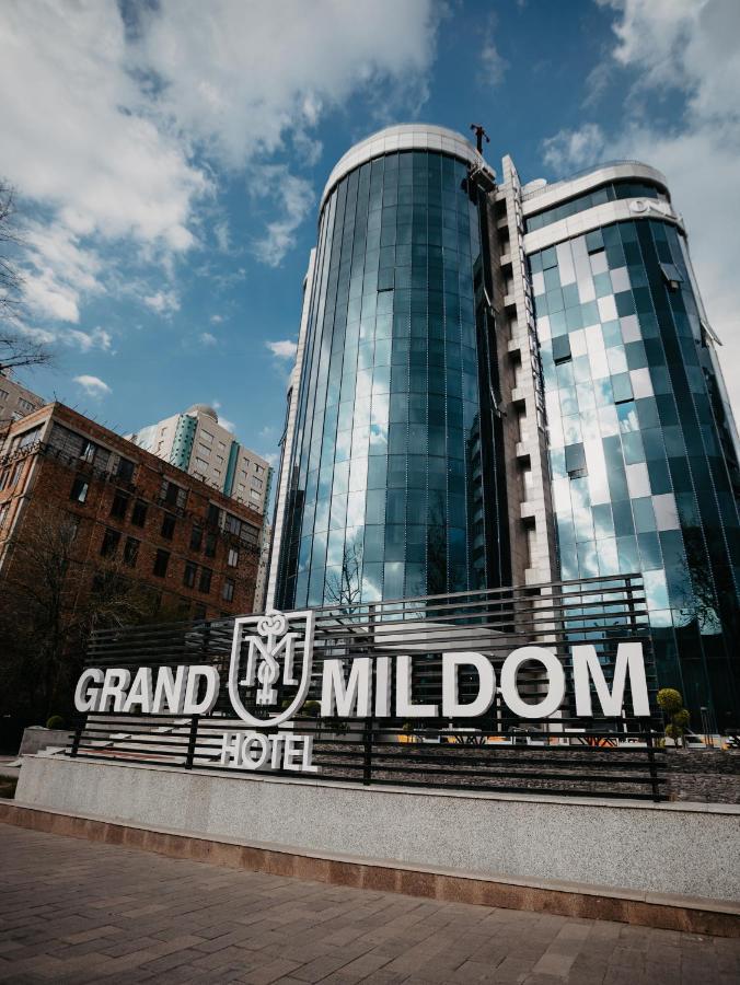 Grand Mildom Hotel Almaty Exterior photo